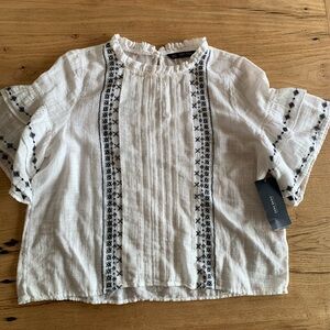 Zara Basic Ivory Embroidered Top Women’s XL Blue Ruffle Sleeve NWT